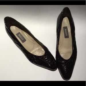 Bally Annie II Brown Leather Crocodile Pumps